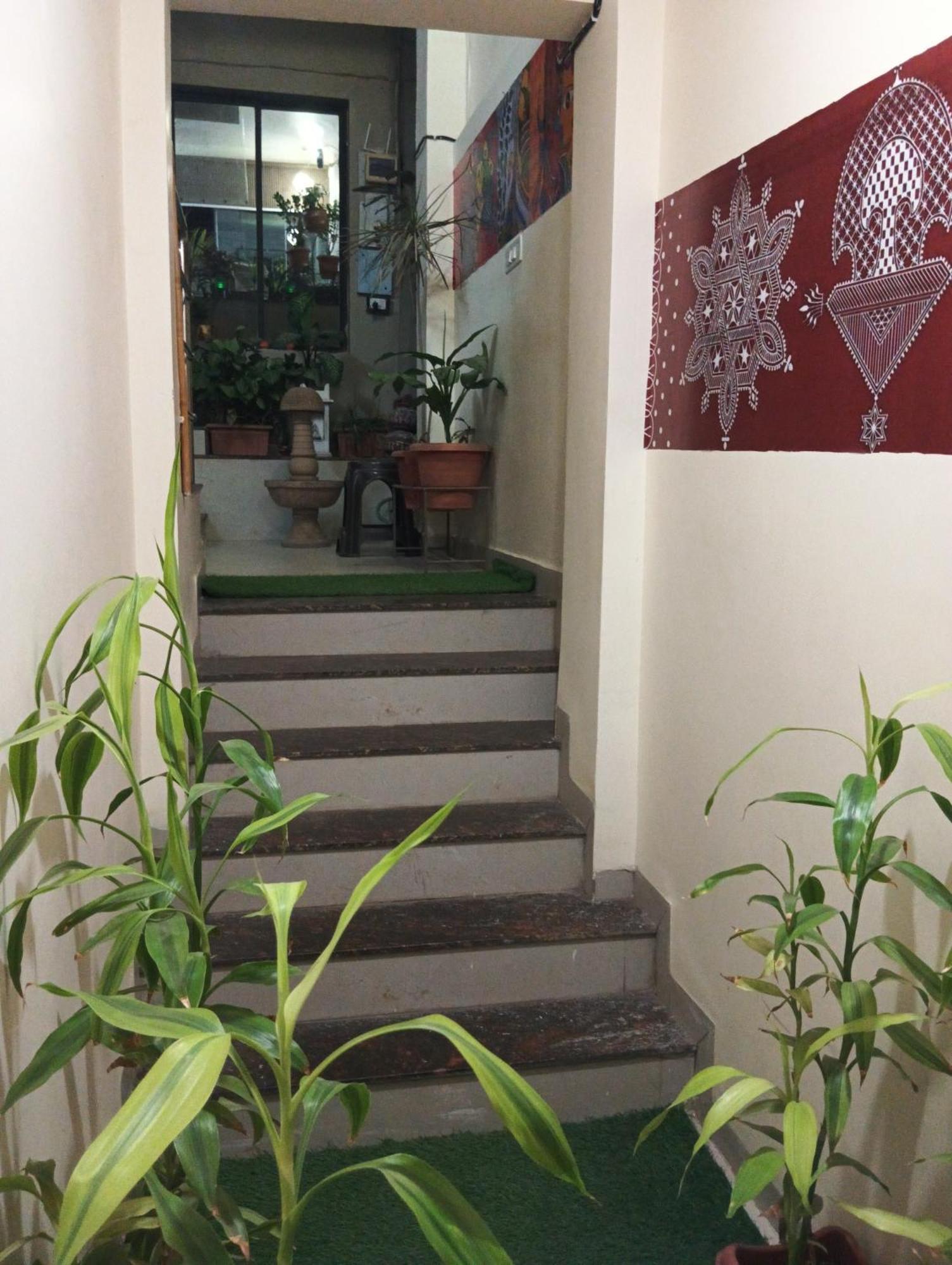Hotel Shivashray Luxury Stays & Inn Ujjain Eksteriør billede